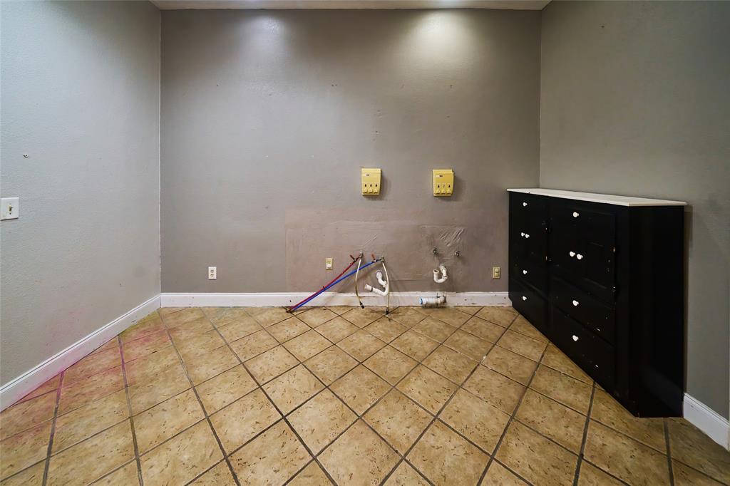 South Hemphill Heights - Commercial Sale