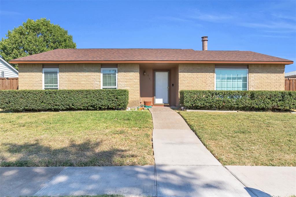 2106 Clark Trail
