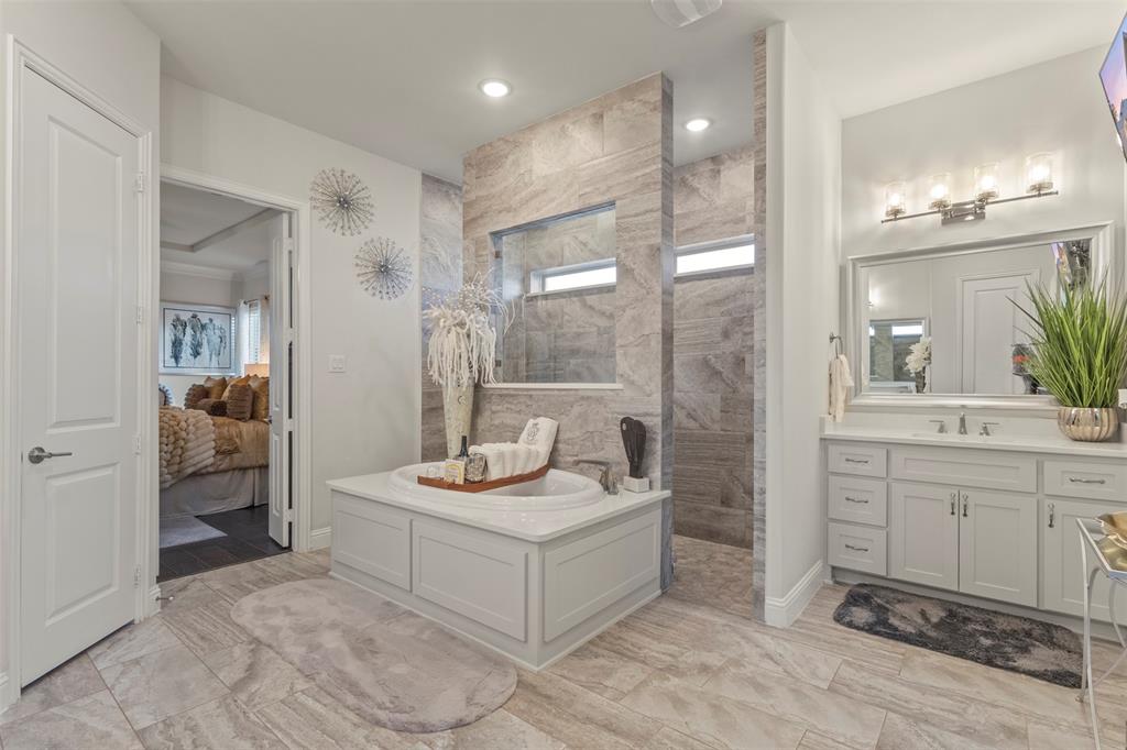 1741 Cypress Lake Ln, Prosper, TX, 75078, USA, 5 Bedrooms Bedrooms, ,6 BathroomsBathrooms,Residential,Active,1741 Cypress Lake Ln,21305599