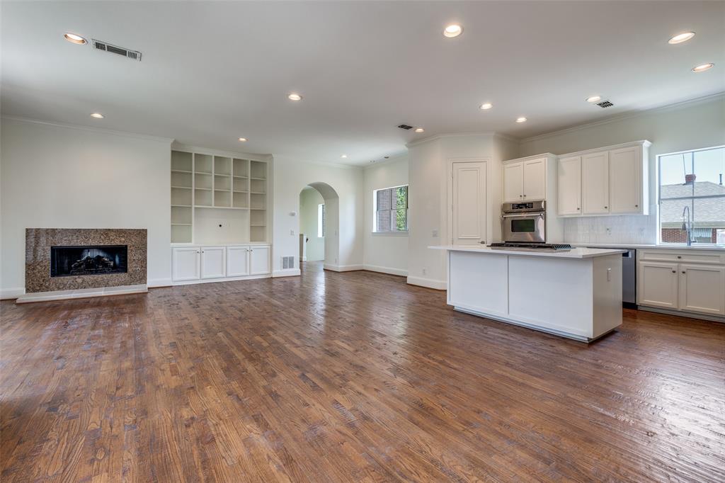 4201 Emerson Avenue 4201