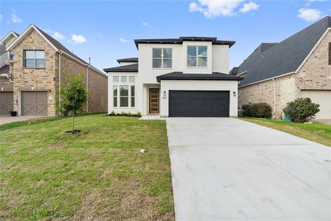 Photo of 907 Saint George Place, DeSoto, TX 75115 (MLS # 21244962)