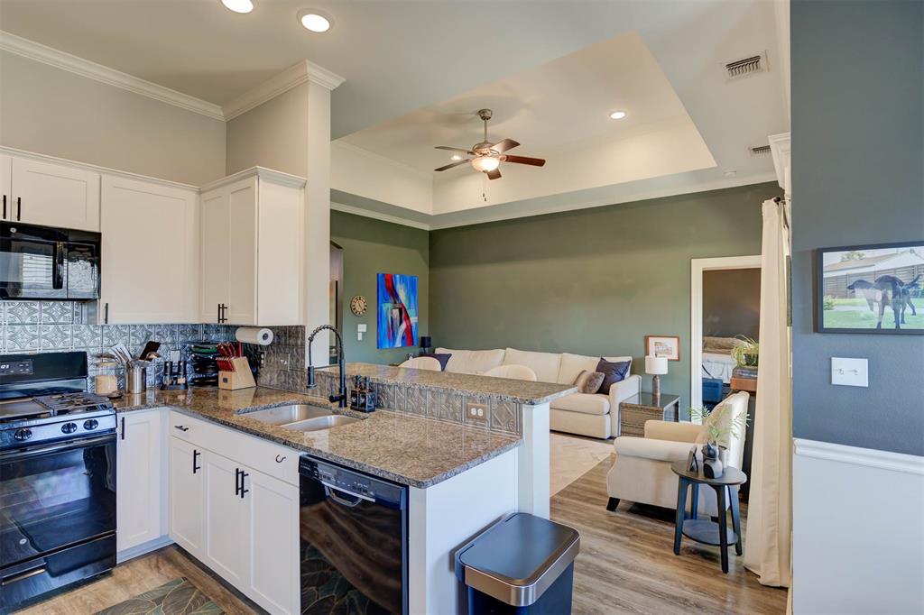 TUSCANY VILLAS - Residential