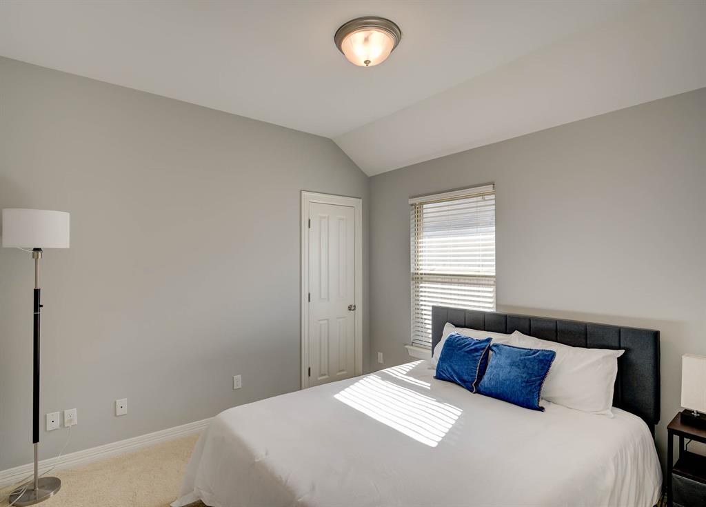 TUSCANY VILLAS - Residential