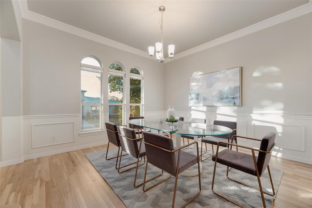 3114 University Park Lane