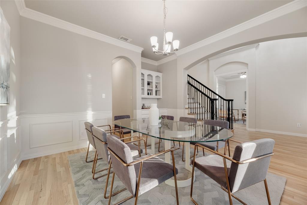 3114 University Park Lane