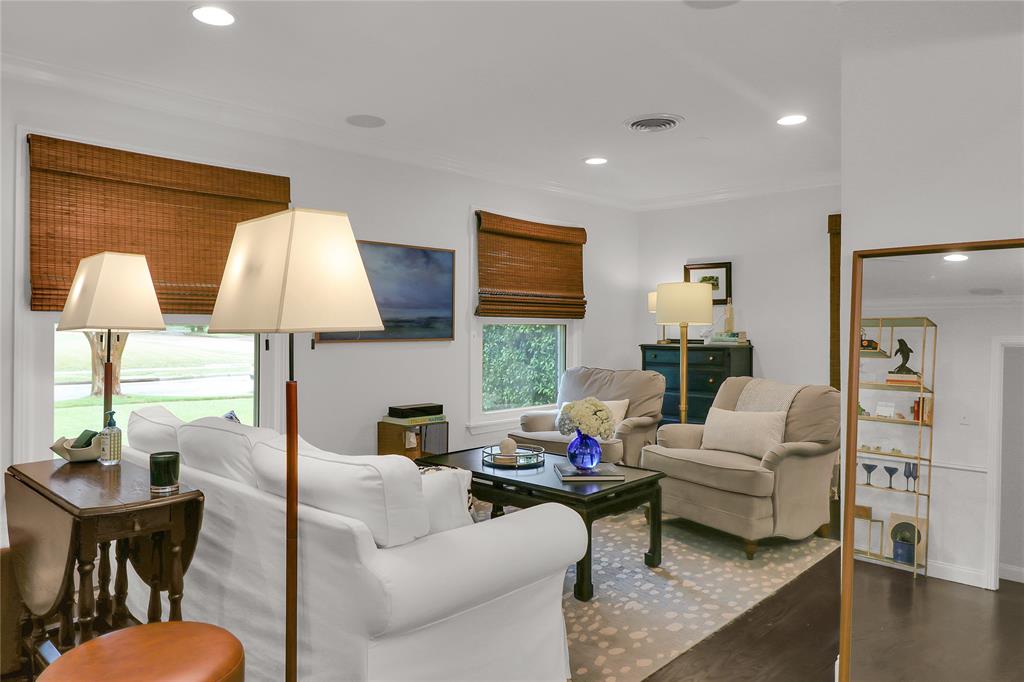 10132 Baronne Circle