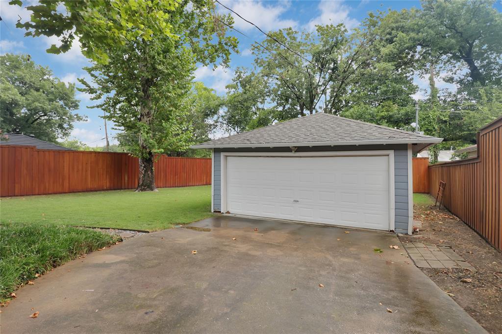 10132 Baronne Circle