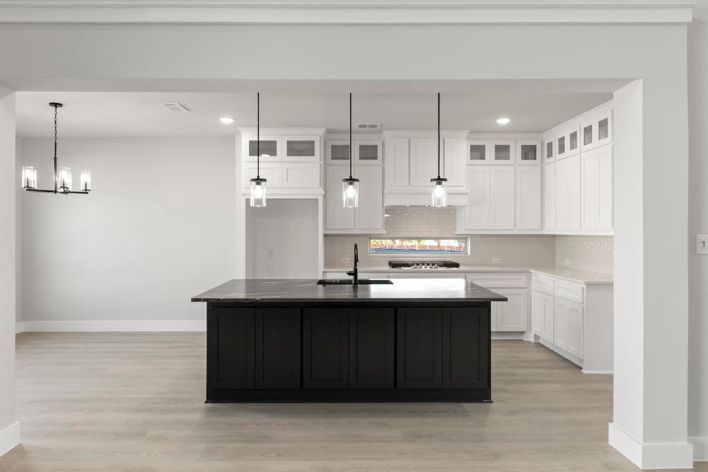 Valencia On The Lake - Residential