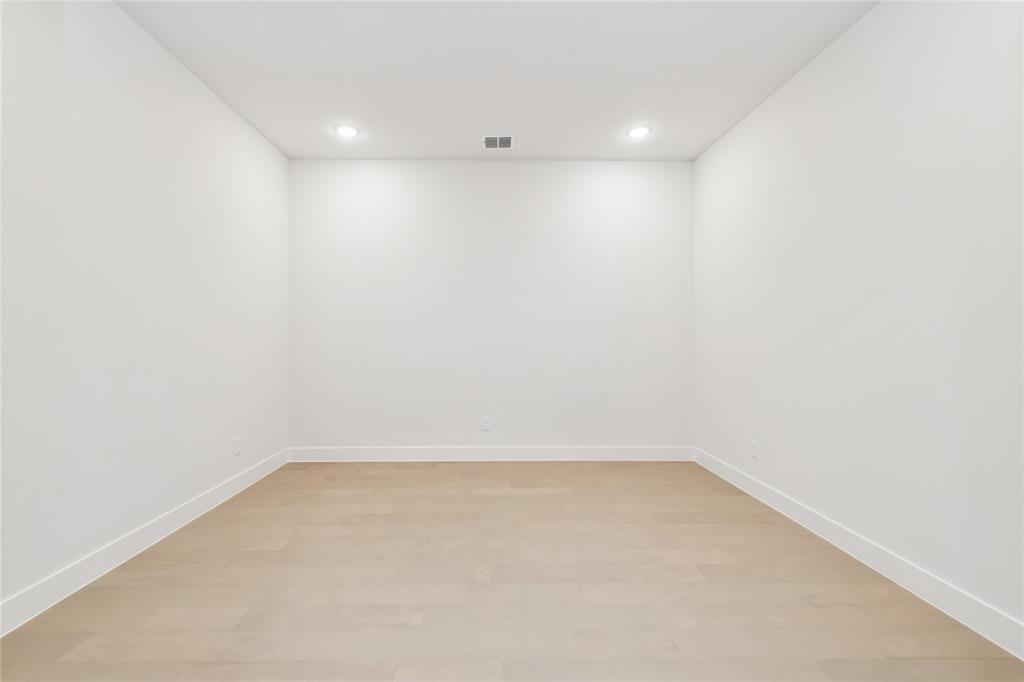 1420 Meziere Sky Drive