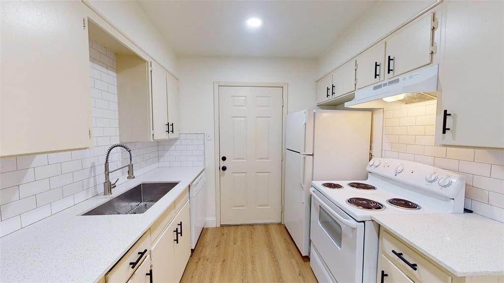 614 W Heard Street 12