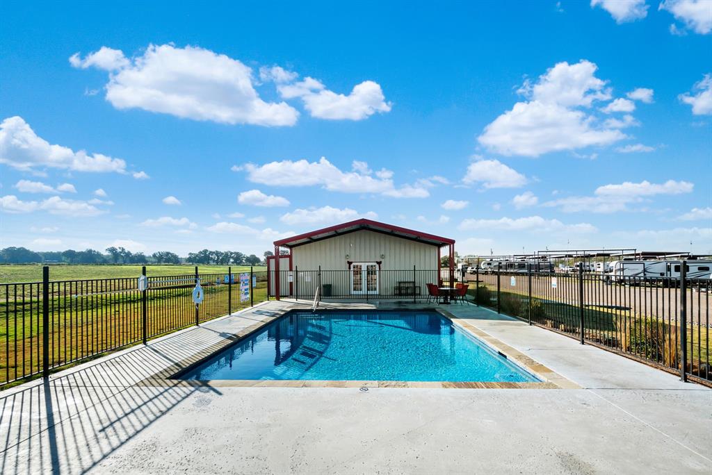 Marys Sub - Commercial Sale