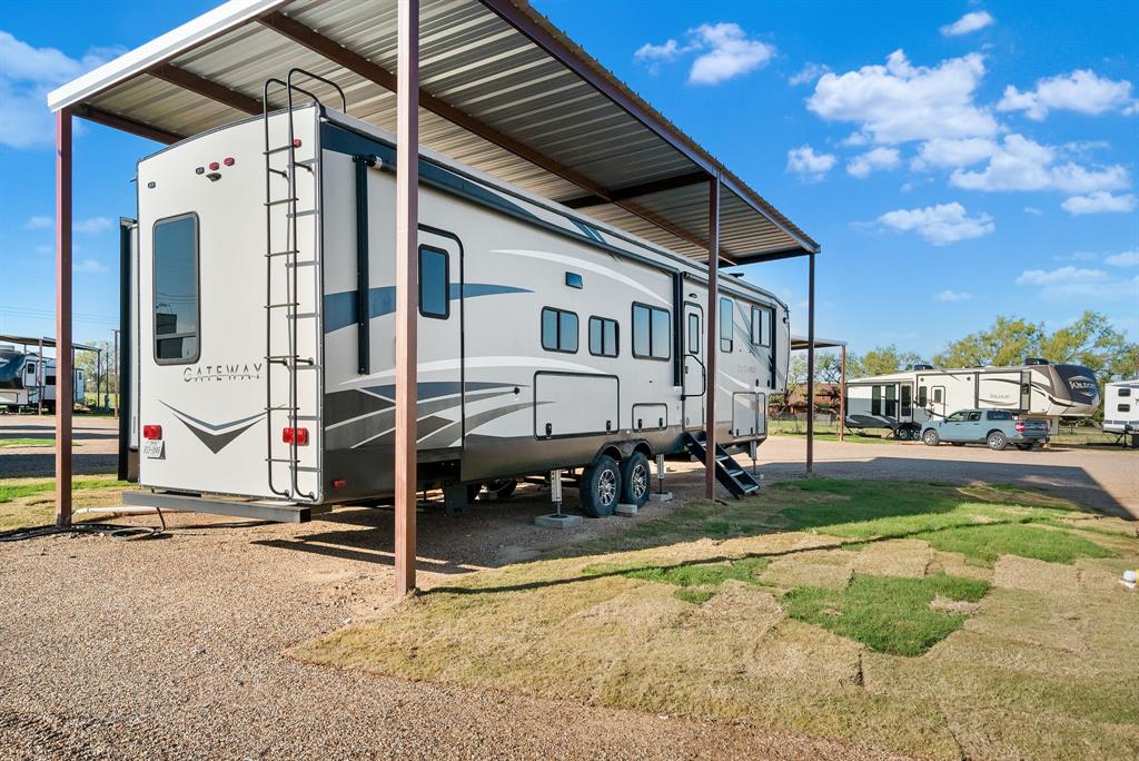 Marys Sub - Commercial Sale