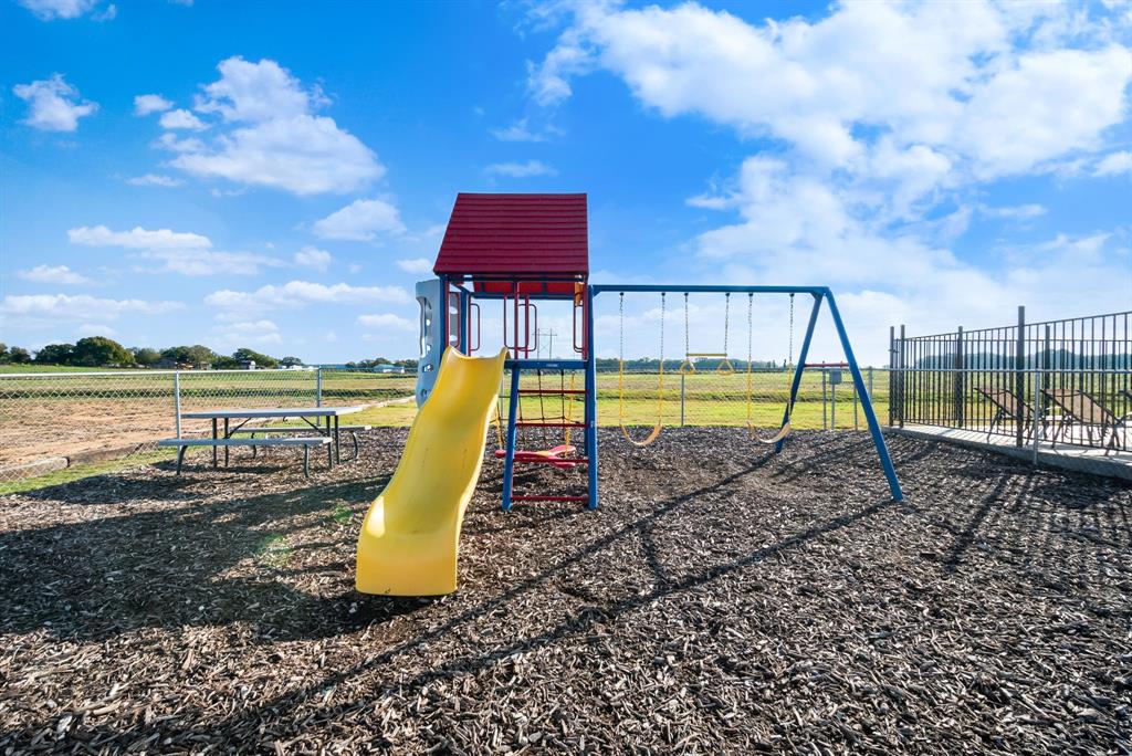 Marys Sub - Commercial Sale