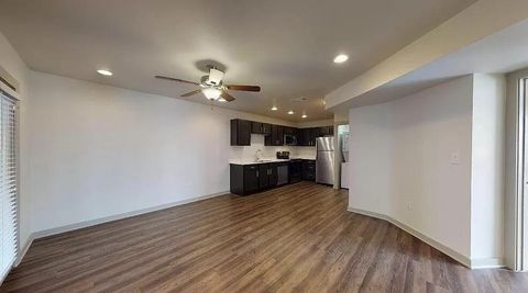 Photo of 1925 Moser Avenue #S1, Dallas, TX 75206 (MLS # 21195173)