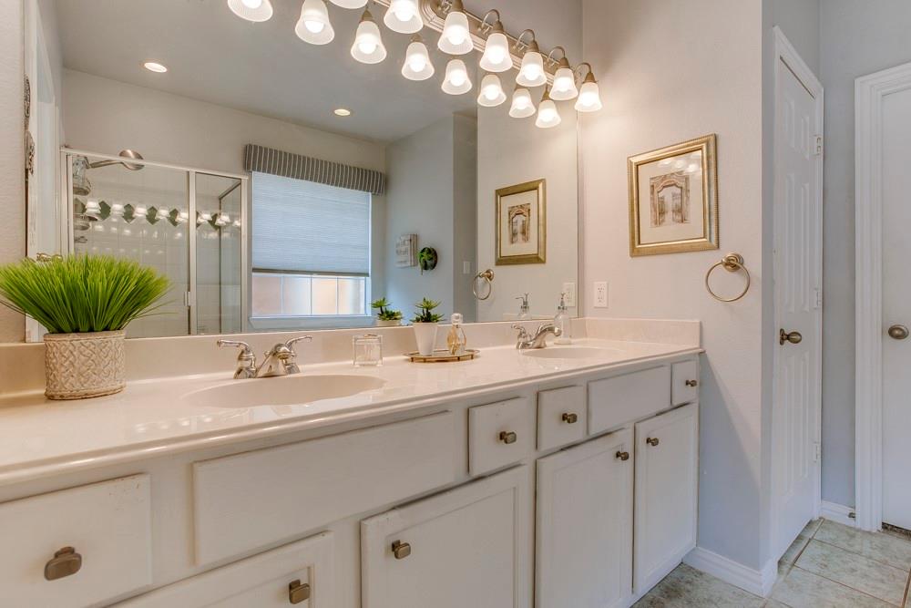 Lakewood Pointe - Residential