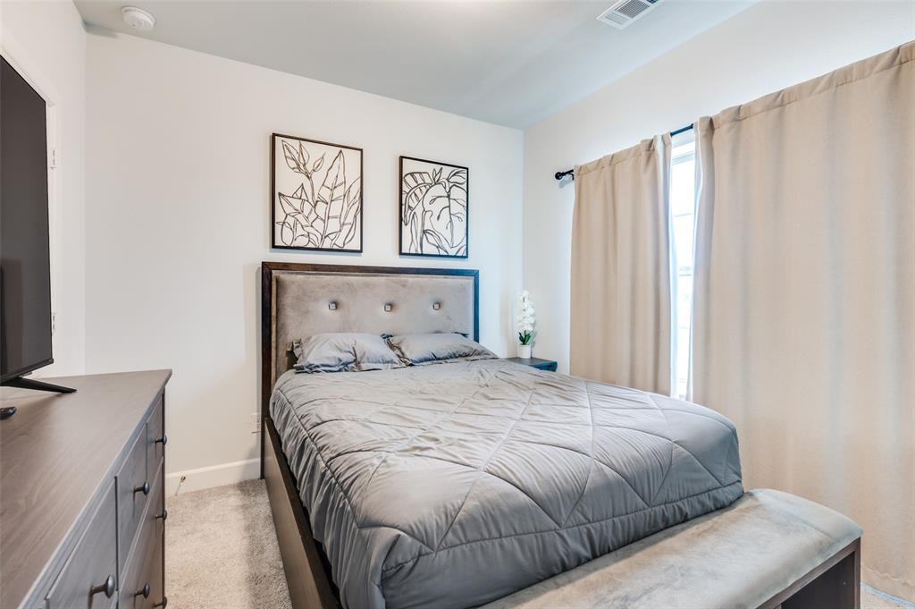 Lakes at River Trls East - Residential Lease