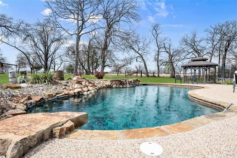 6501 Gehrig Circle Burleson TX 76028