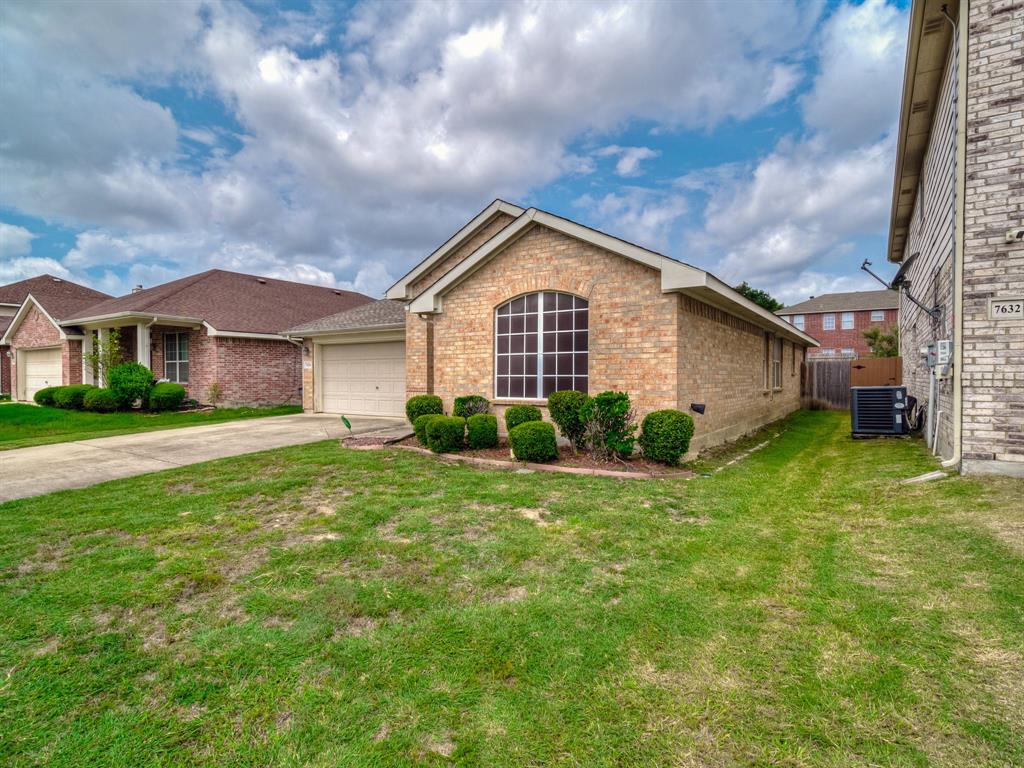 7636 Hollow Forest Drive