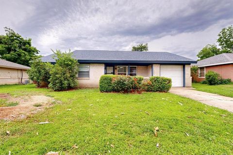 1230 Mcdonald Drive Garland TX 75041