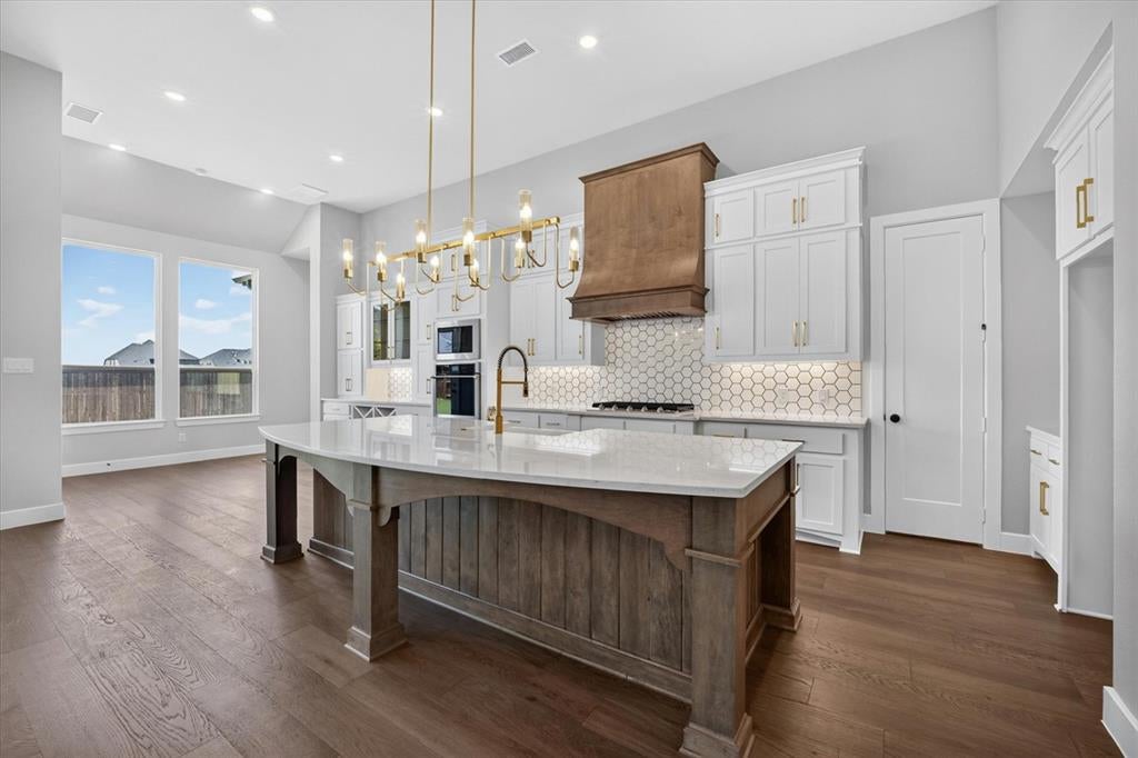 2612 Paddington Drive