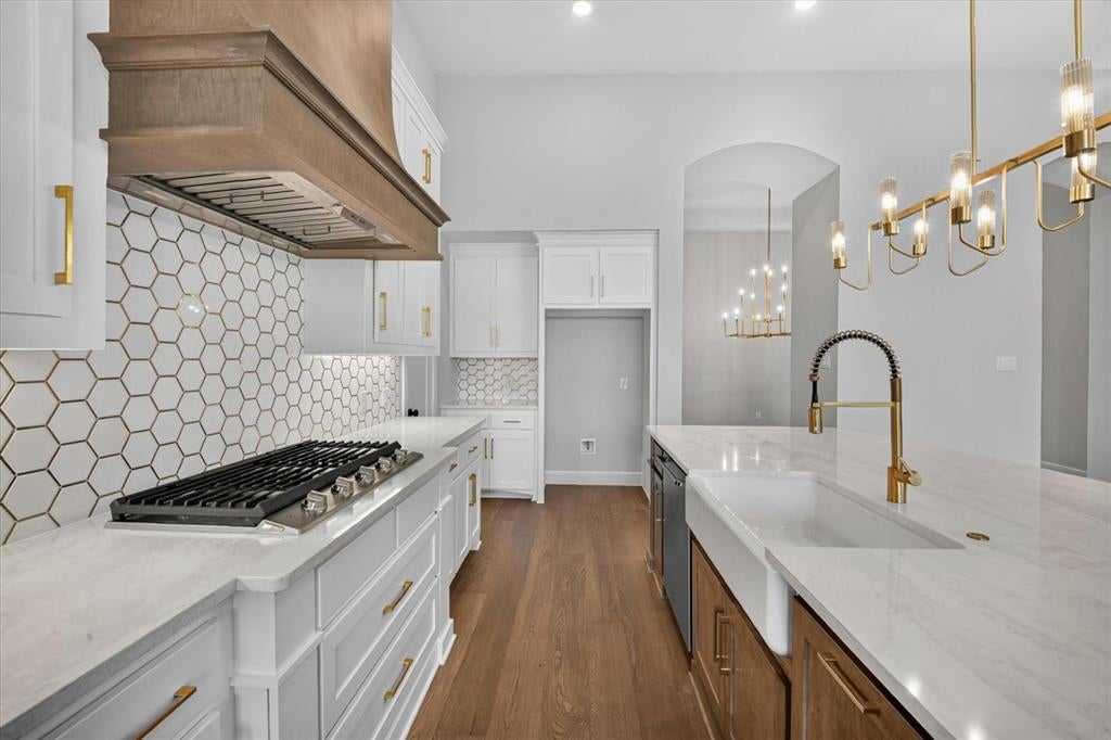 2612 Paddington Drive
