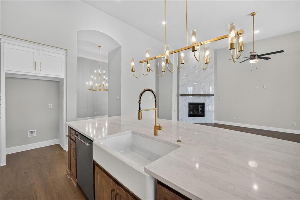2612 Paddington Drive