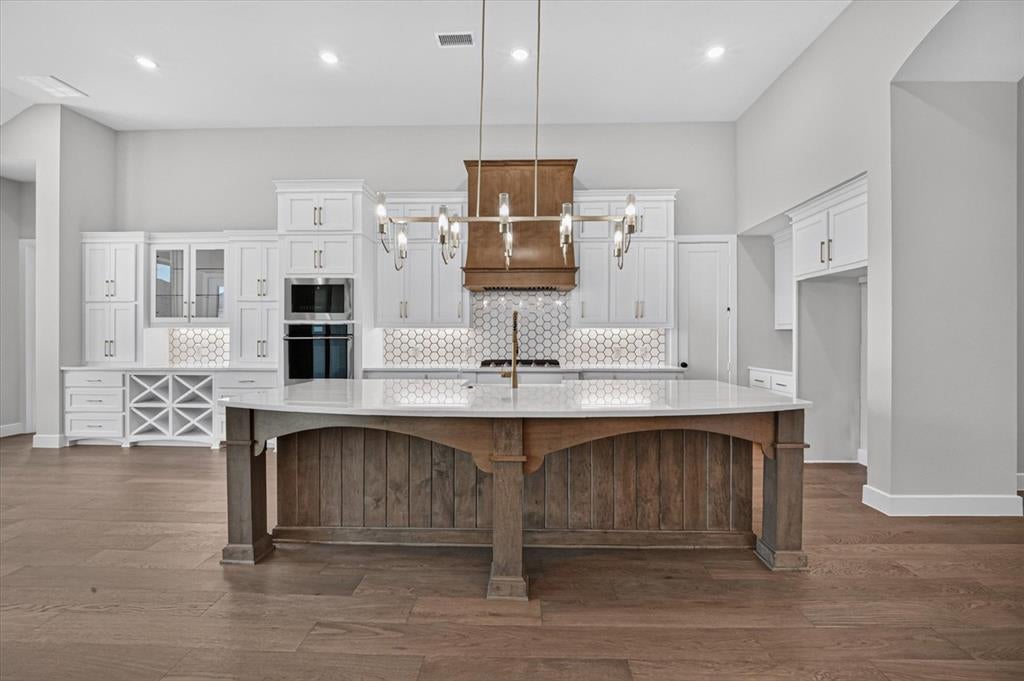 2612 Paddington Drive