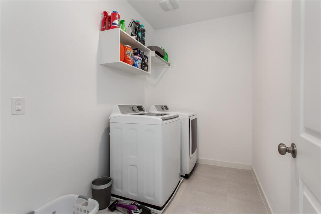 Apples Crossing - Residential