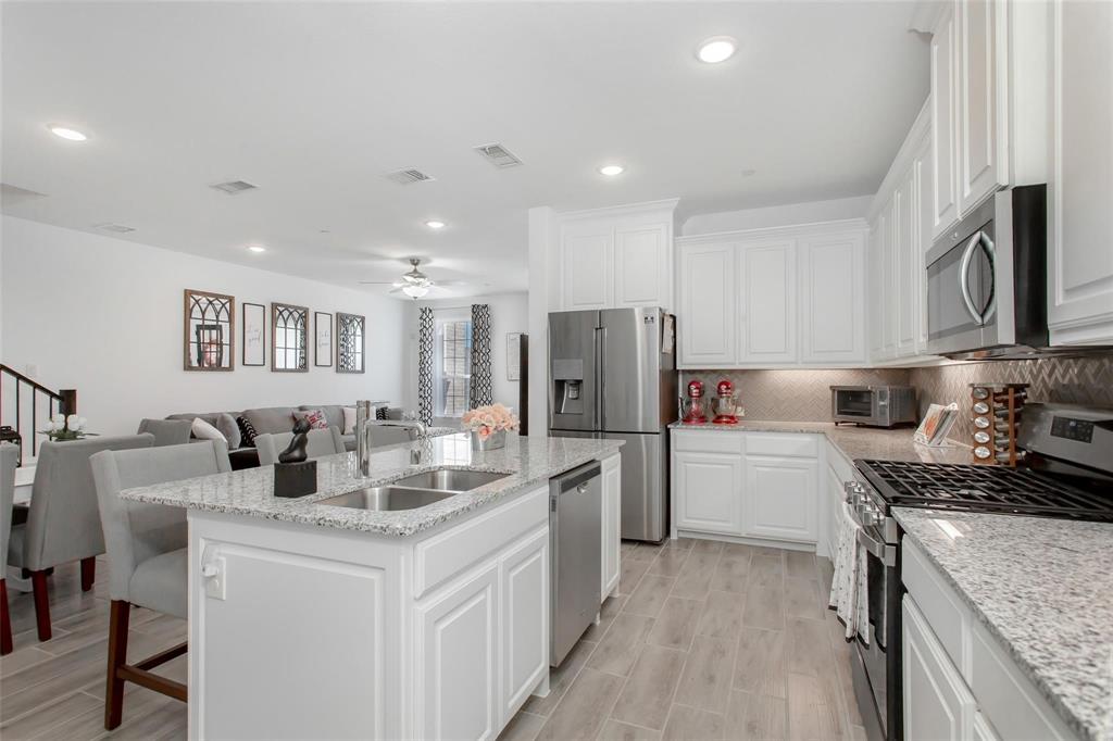 Apples Crossing - Residential