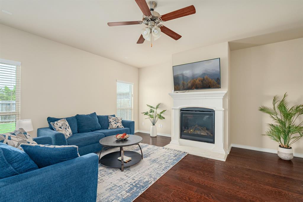 9828 Diamondback Lane