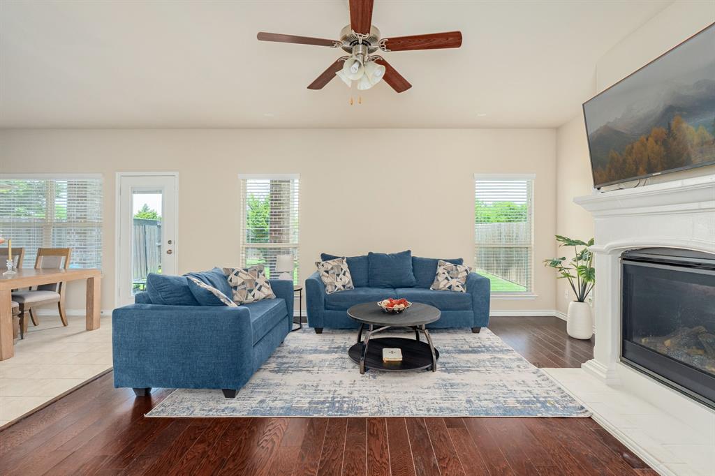9828 Diamondback Lane
