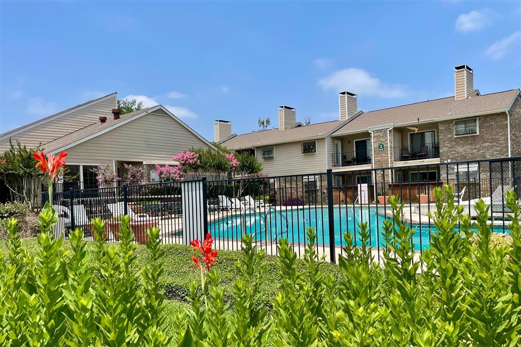 Parkway Lane Ph I - Residential Lease