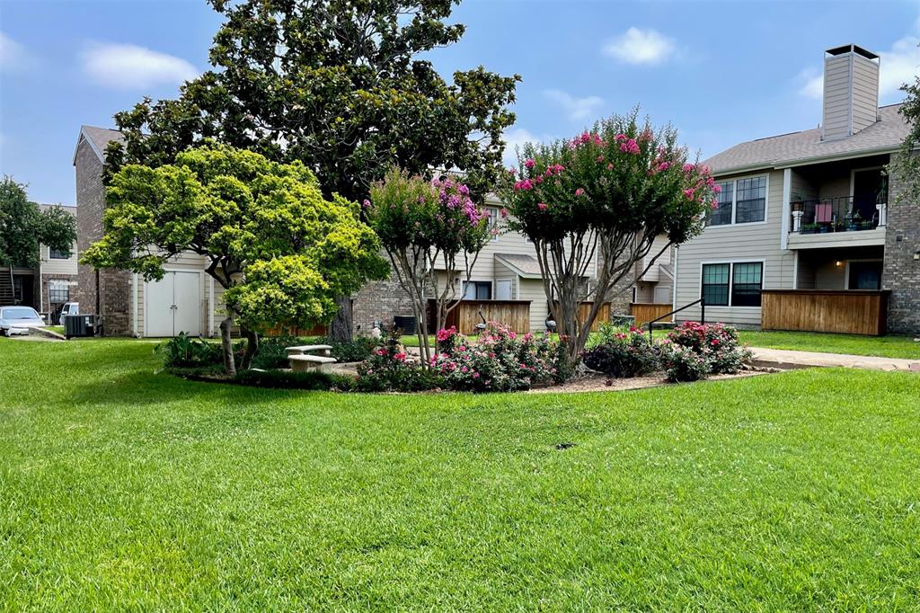 Parkway Lane Ph I - Residential Lease