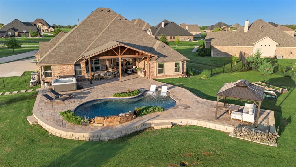 308 Pioneer Court