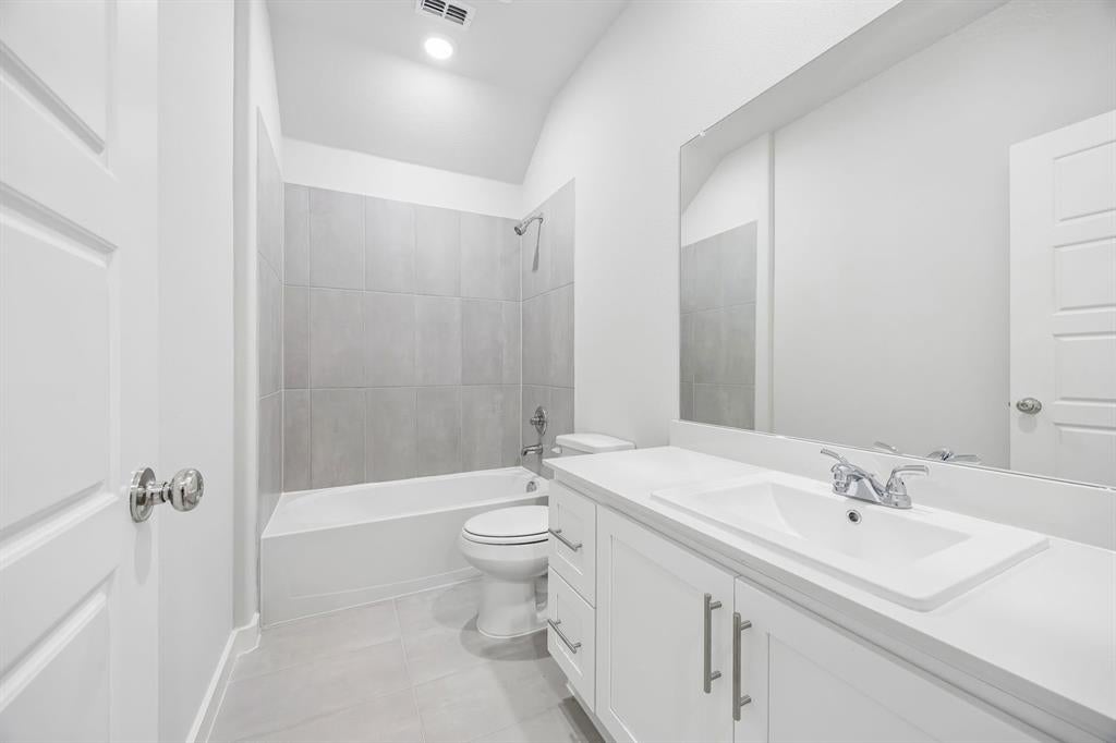 6657 Valley Lake Lane