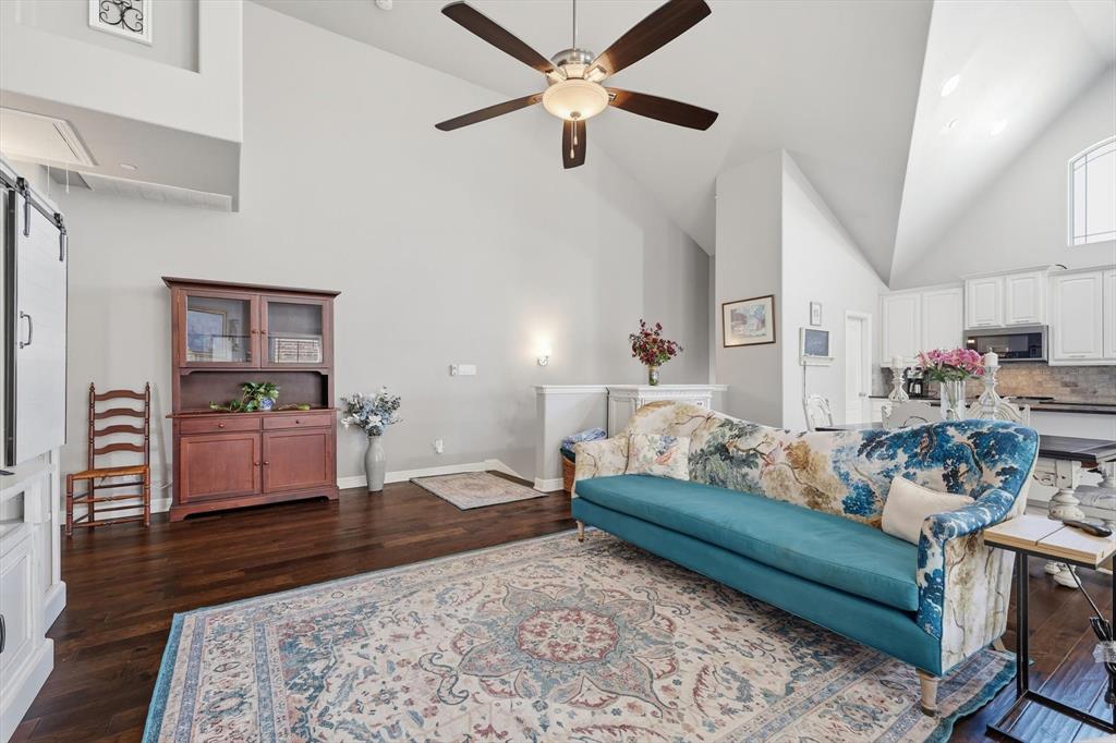 Lake Ridge Town Homes - Residential