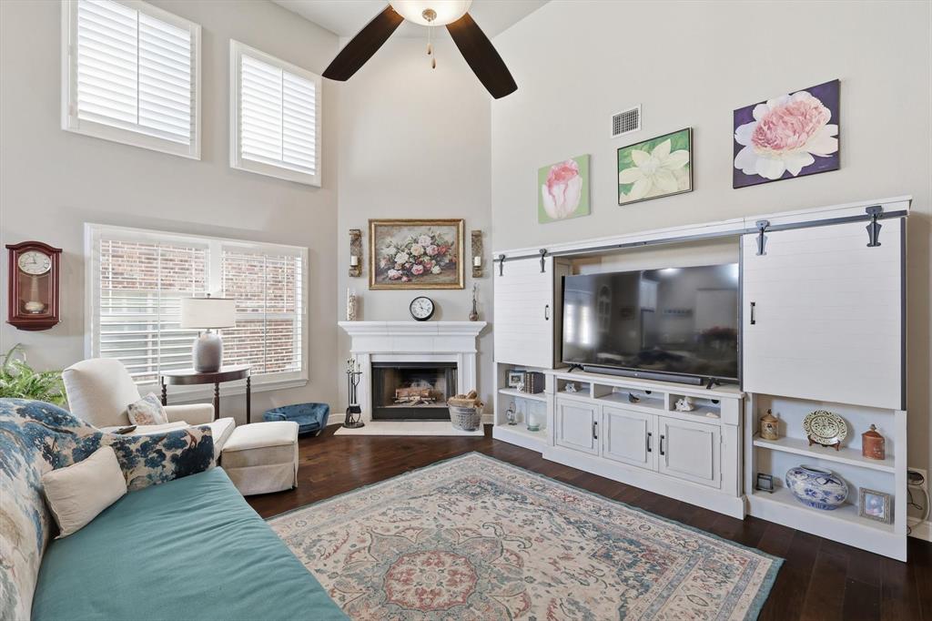 Lake Ridge Town Homes - Residential