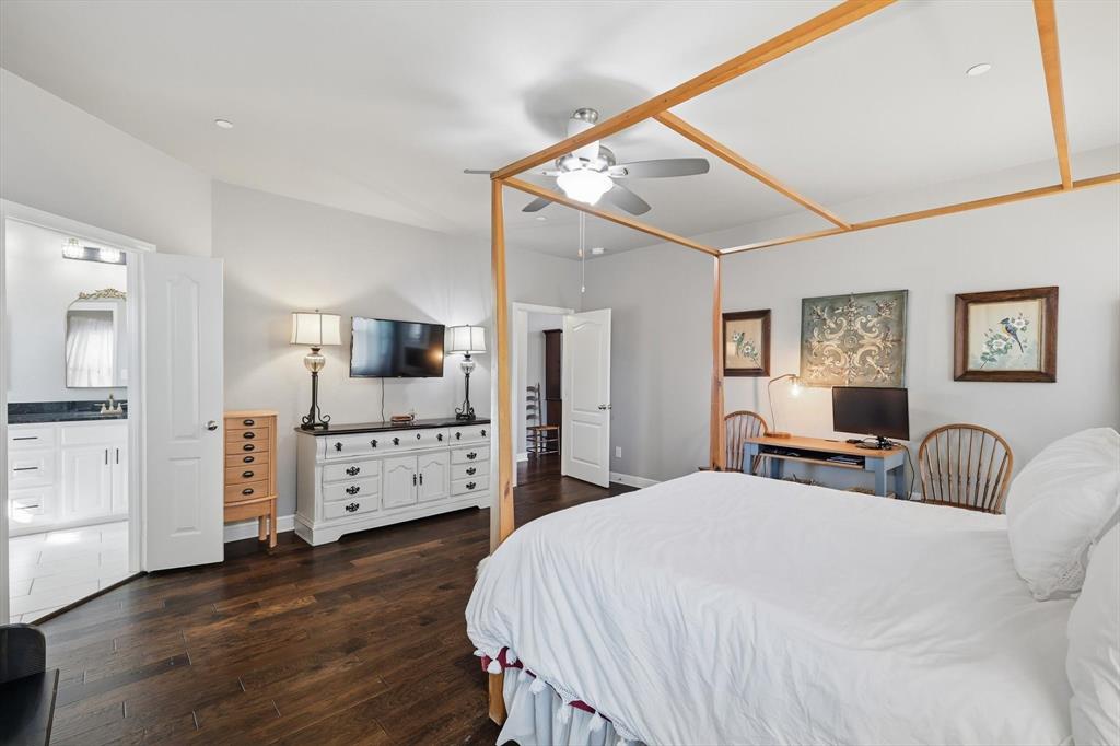 Lake Ridge Town Homes - Residential