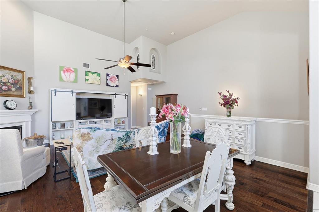 Lake Ridge Town Homes - Residential