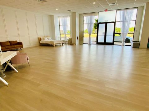 400 S Oak 160 Roanoke TX 76262