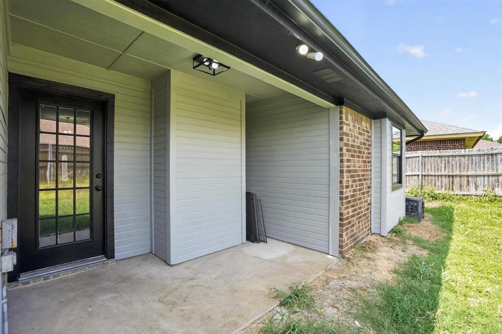 6057 Hillglen Drive