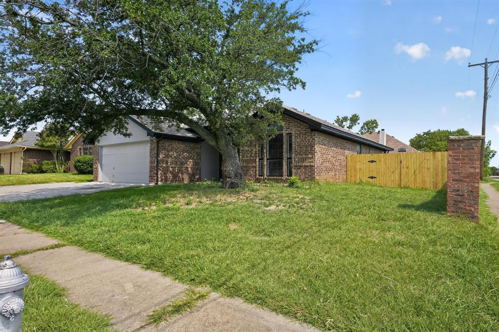 6057 Hillglen Drive