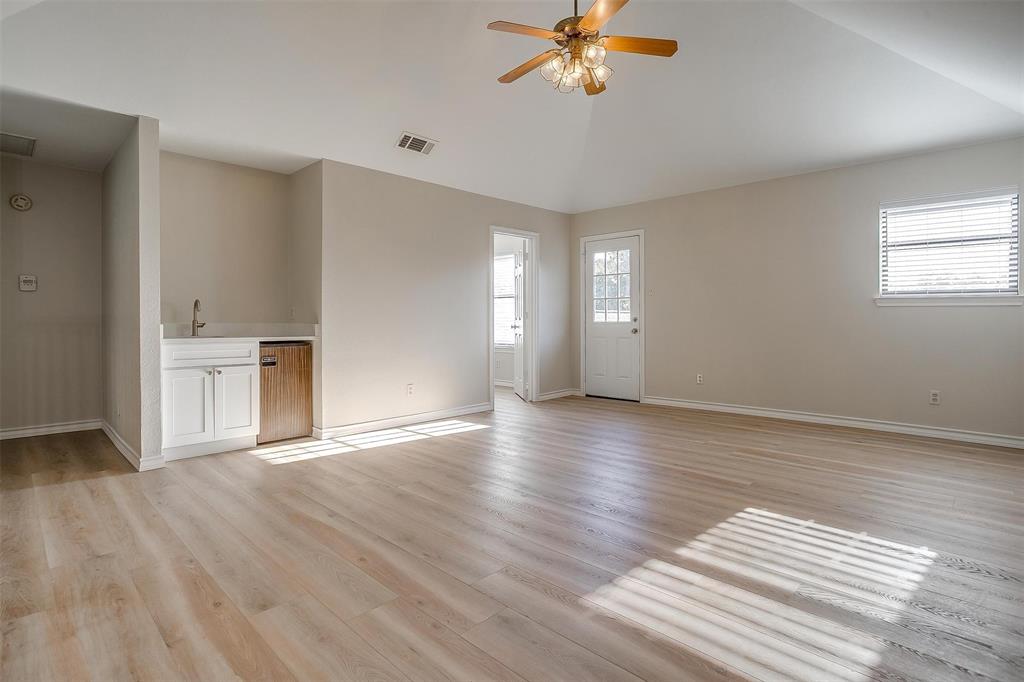 Browns Mountain - Residential