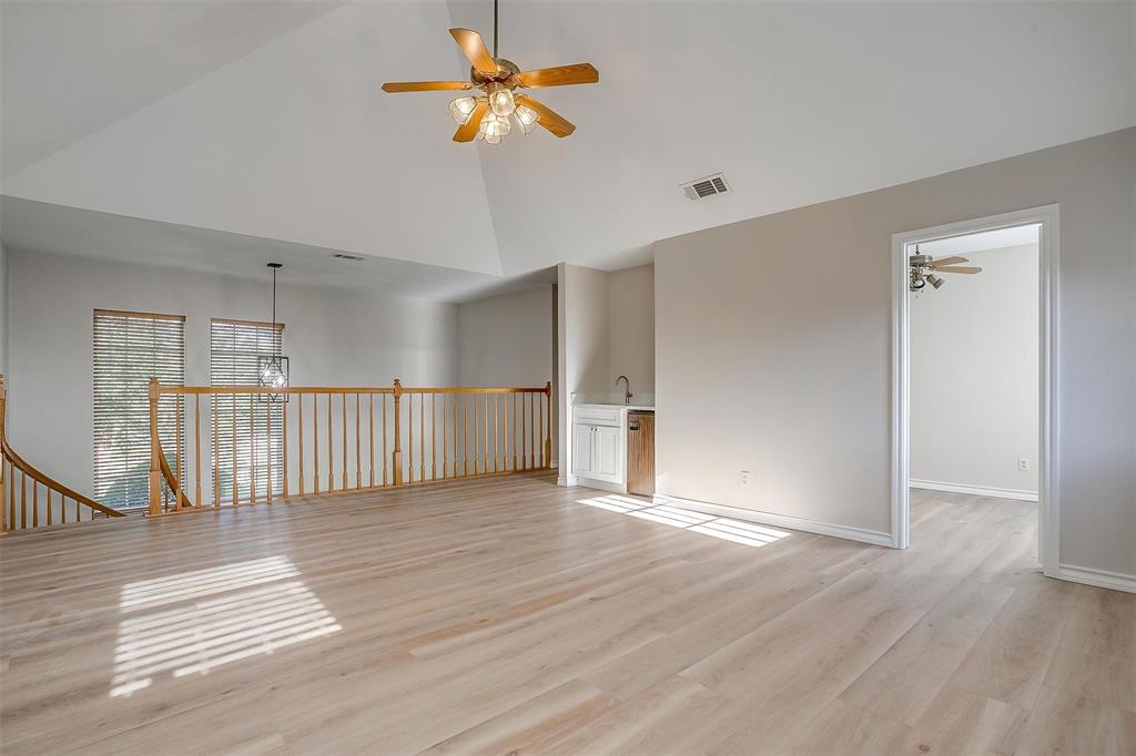 Browns Mountain - Residential