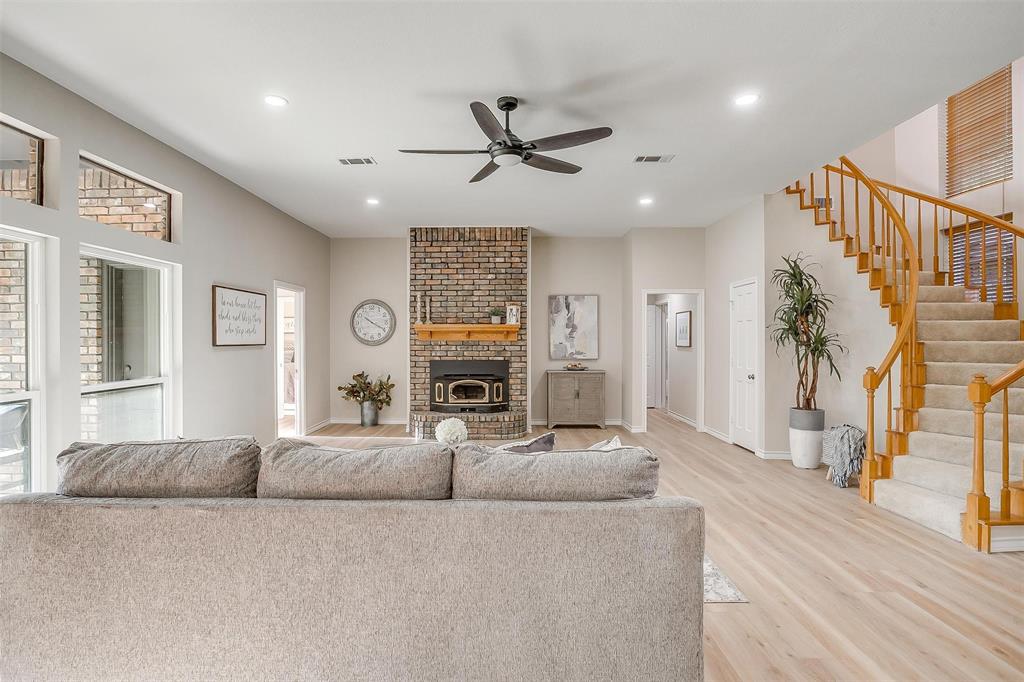 Browns Mountain - Residential