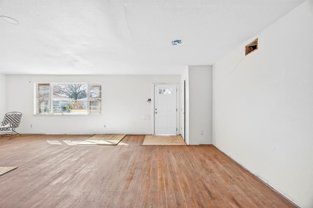 Claremont 03 Inst - Residential