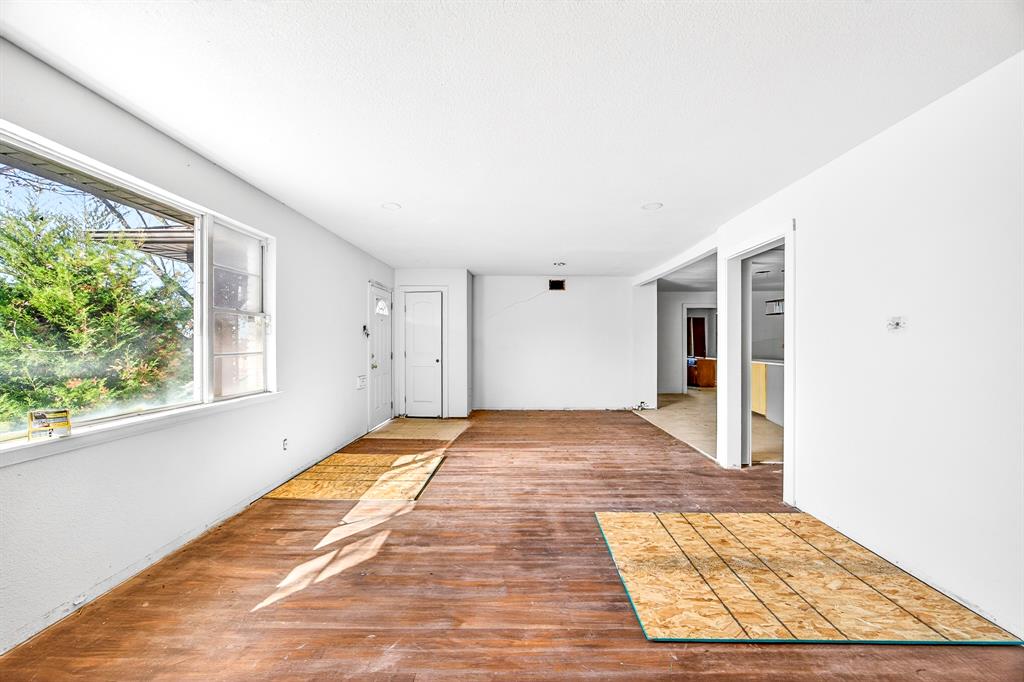 Claremont 03 Inst - Residential