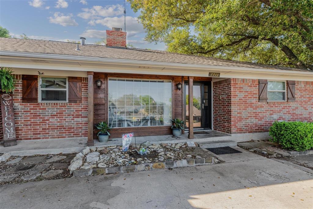 7713 Woodside Hill