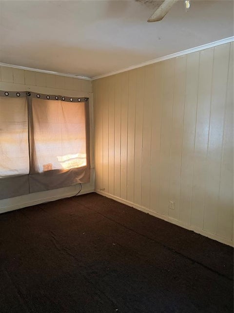 Tiny photo for 7023 Louise Street, Shreveport, LA 71108 (MLS # 21396983)