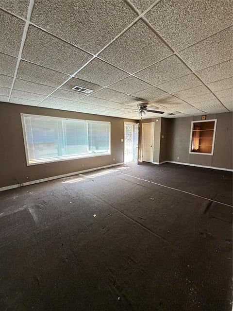Tiny photo for 7023 Louise Street, Shreveport, LA 71108 (MLS # 21396983)